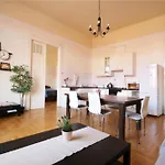 Soho View Апартаменты Будапешт