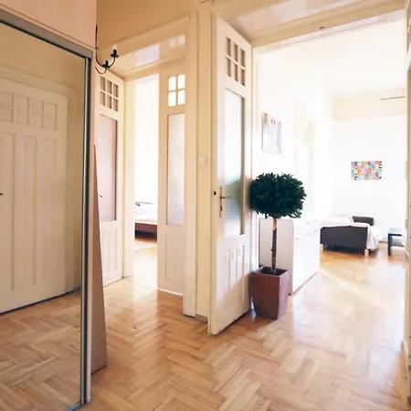 Soho View Apartments-4rooms Lägenhet Budapest
