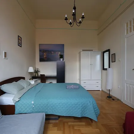 Soho View Apartments-4rooms Apartament *